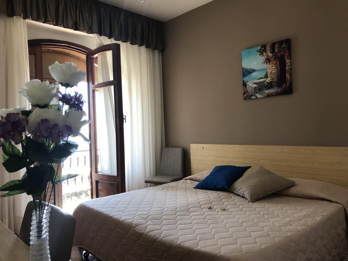 Hotel La Sirenetta Giardini Naxos Esterno foto
